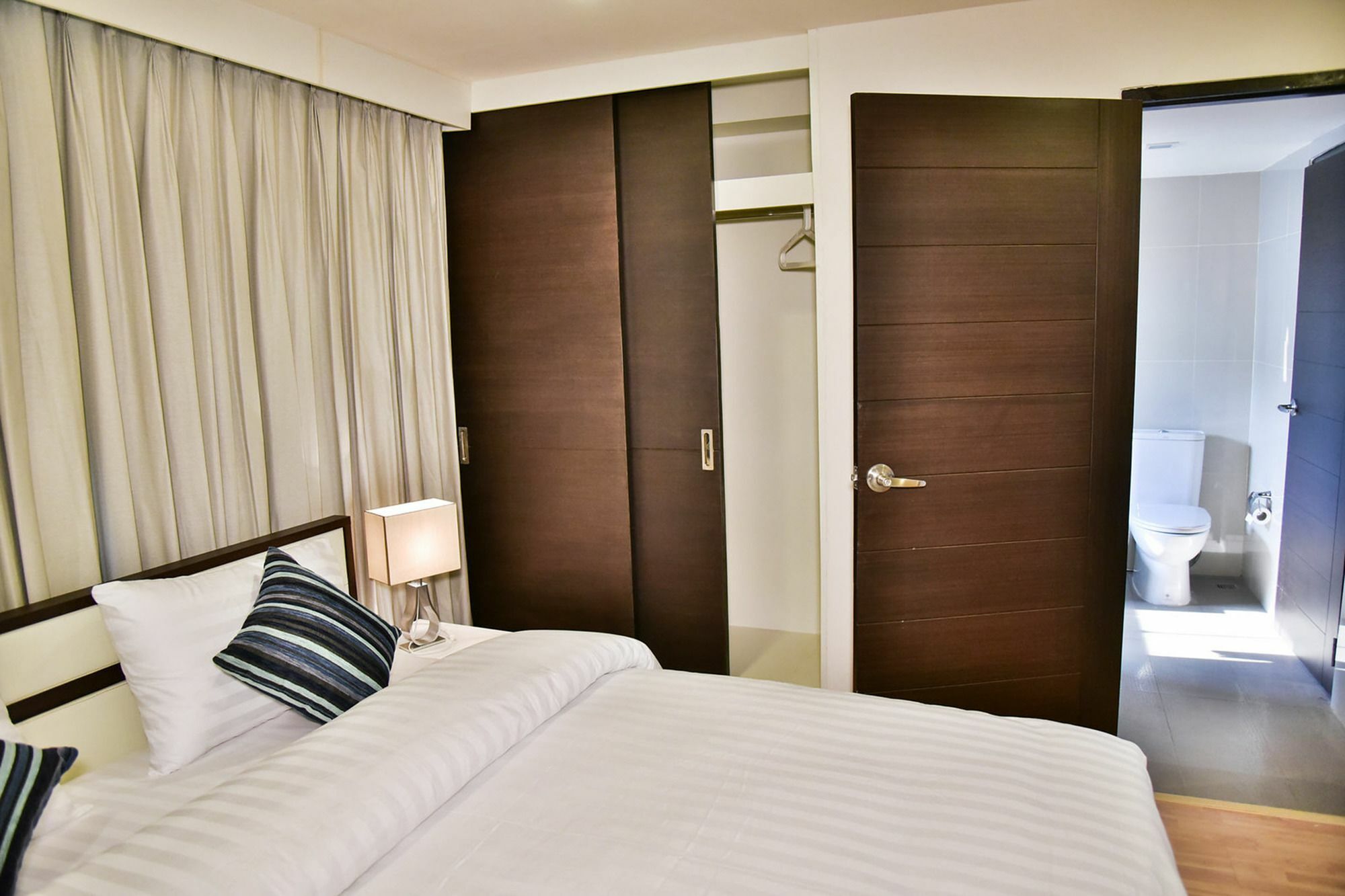 The Kaze 34 Hotel And Serviced Residence Bangkok Exterior foto